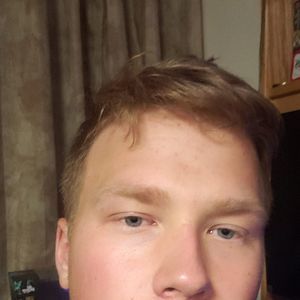 Meet your Posher, Dakota